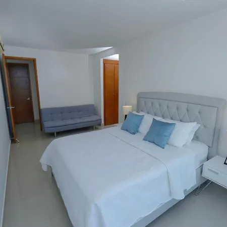 Moderno, Frente La Playa A 4 Min Del Centro Historico Apartamento